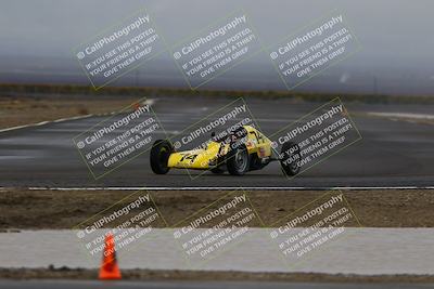 media/Nov-16-2025-CalClub SCCA (Sun) [[2975c16dfc]]/Group 2/Turn 1/